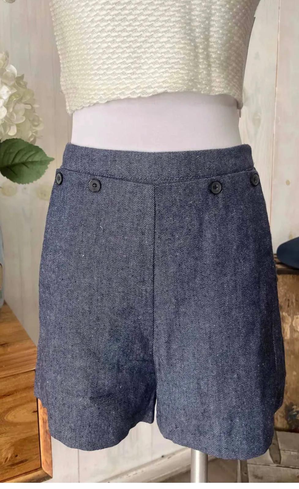 High Waisted - Short